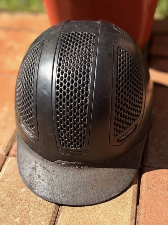 Capacete Fouganza 56